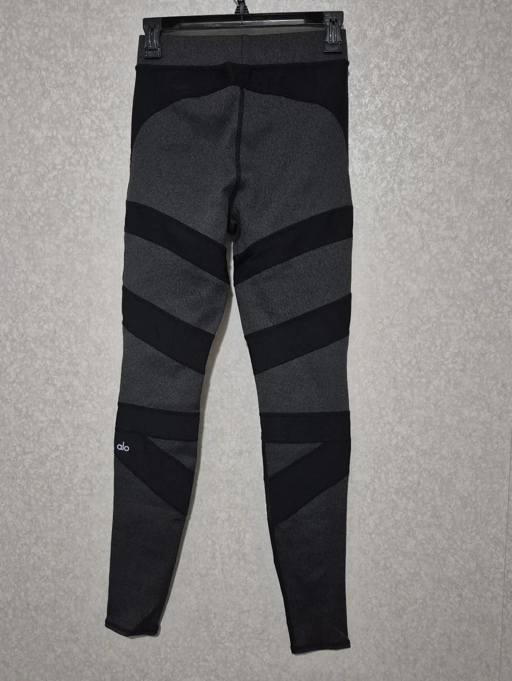 ALO Yoga Black and Gray Seamless Knit Top with White Logo..Size:M